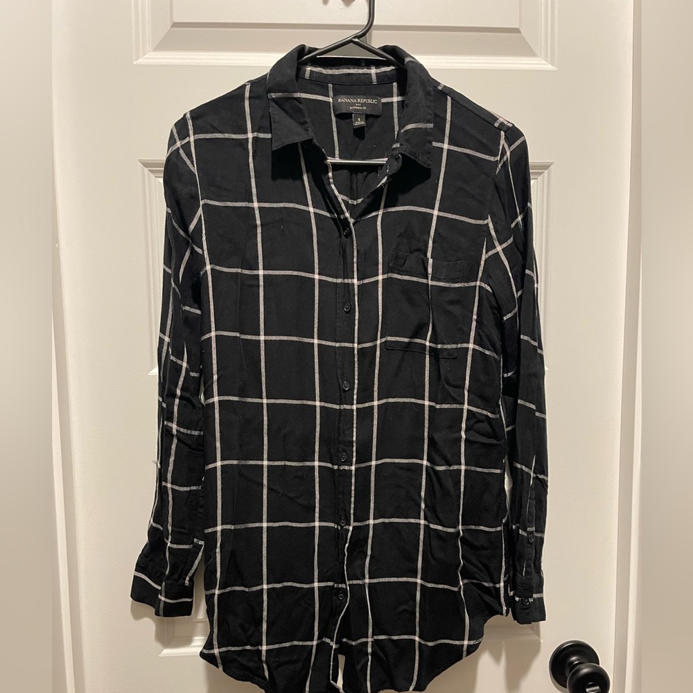 Banana Republic Boyfriend Fit Lightweight Flannel